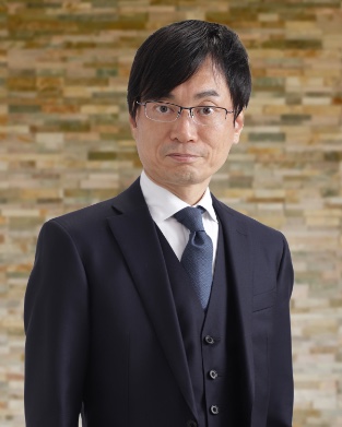 代表取締役 梅岡 久幸