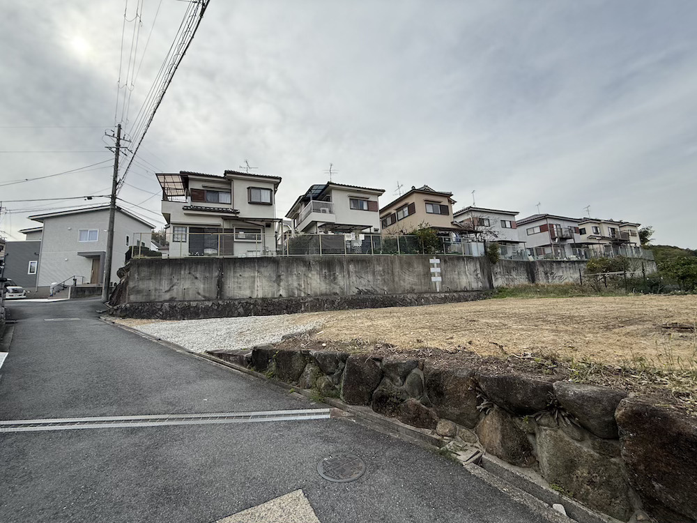 生駒市有里町
