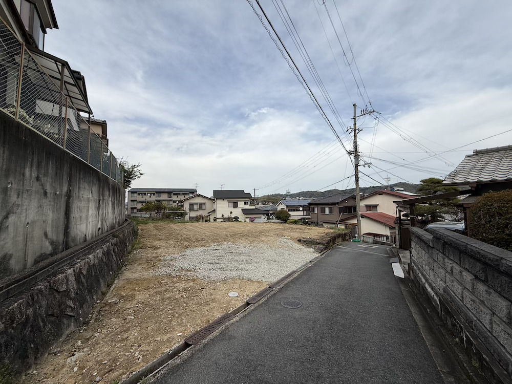 生駒市有里町